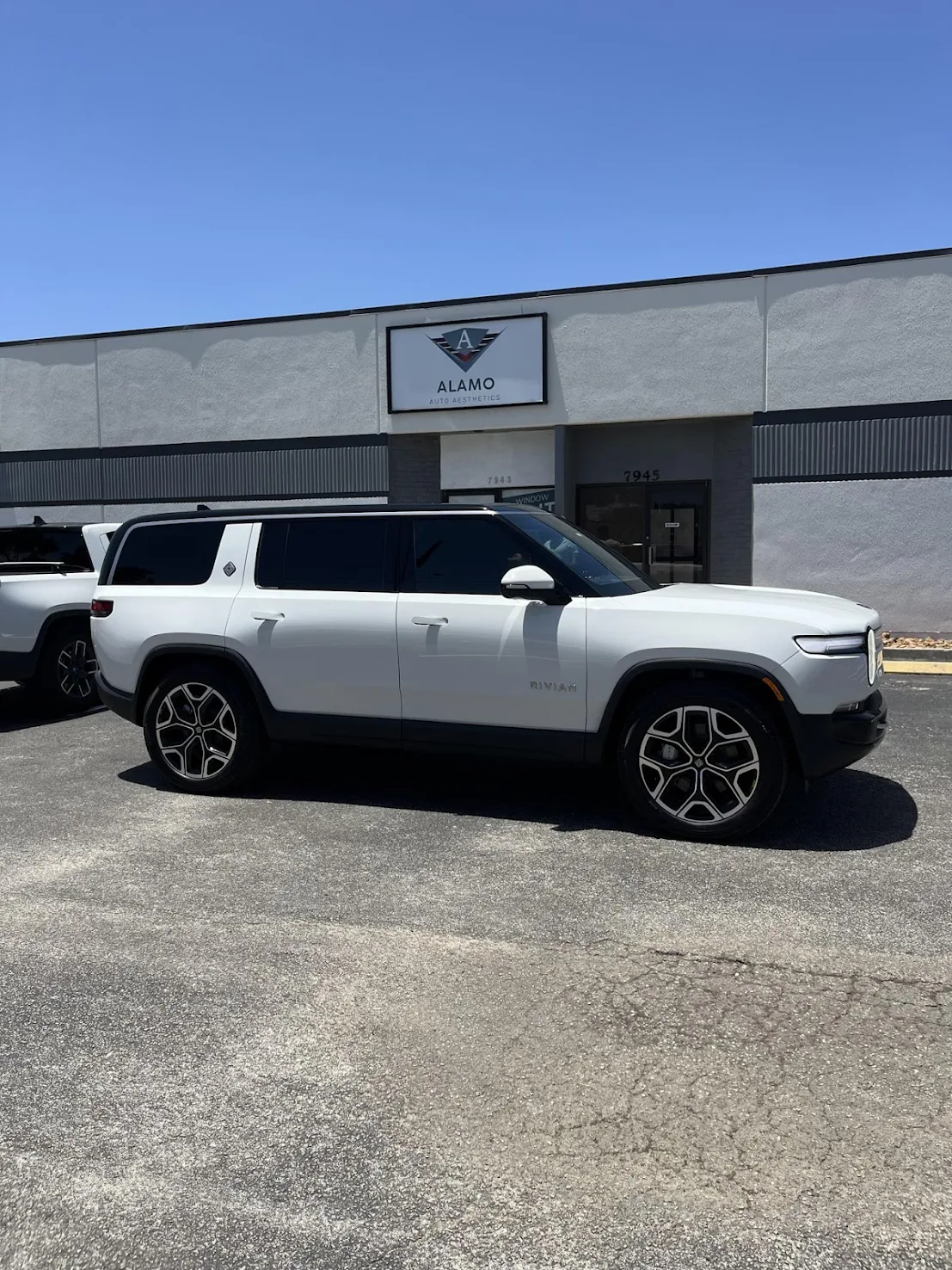 ppf and window tint on 2025 Rivian R1S